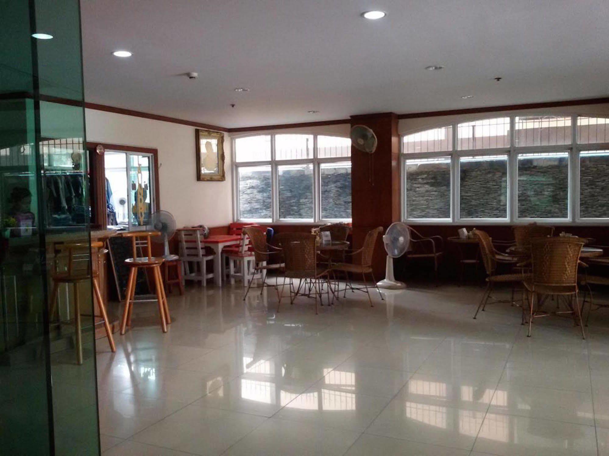 Aparthotel Rattakit Mansion Pattaya Exterior foto